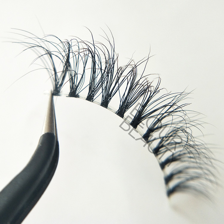 soft fluffy 3d mink naked lashes China.jpg